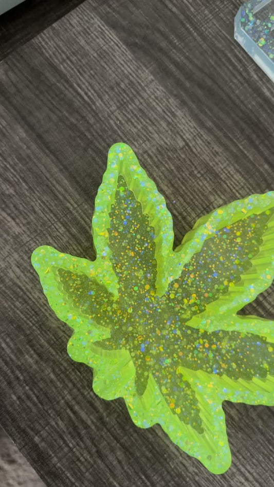 Yellow Spice Ashtray (Glow in the Dark)